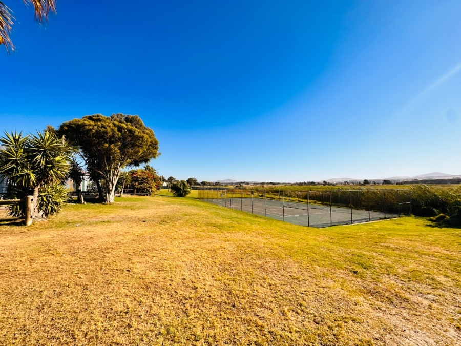 2 Bedroom Property for Sale in Table View Western Cape